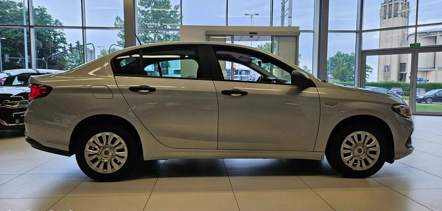 Fiat Tipo cena 48900 przebieg: 57897, rok produkcji 2021 z Garwolin małe 562